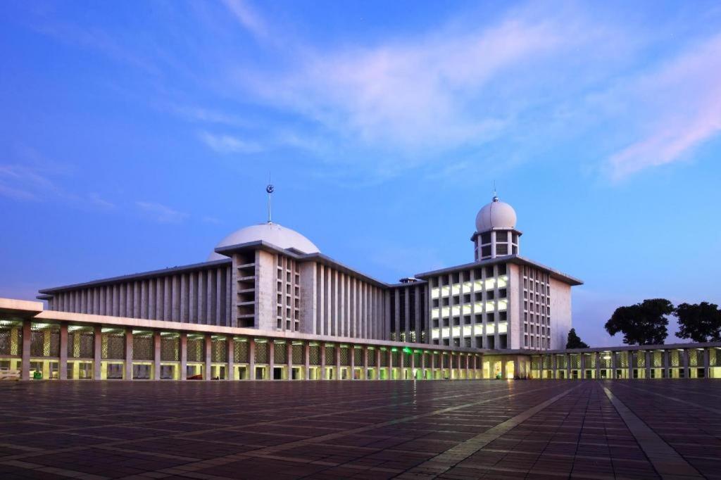 Hi Hotel Senen Jakarta Eksteriør billede